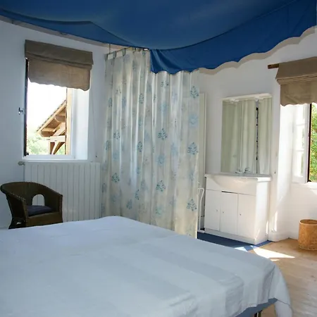 Les Du Hameau D'auriac * Cales (Aquitaine)